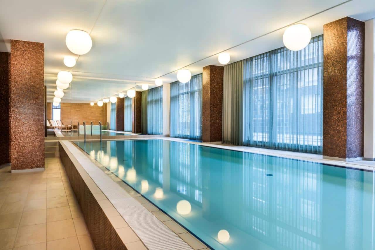 adina apartment, hotel com piscina coberta em copenhague