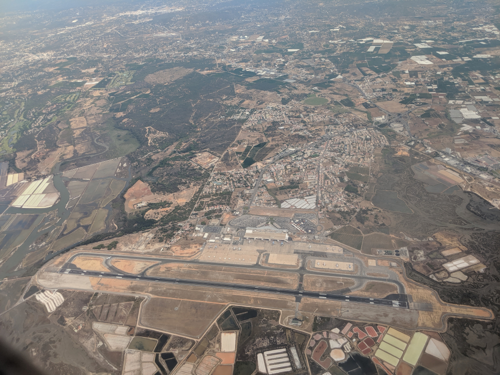 Aeroporto de Faro: como chegar a Albufeira, Lagos e ao Algarve
