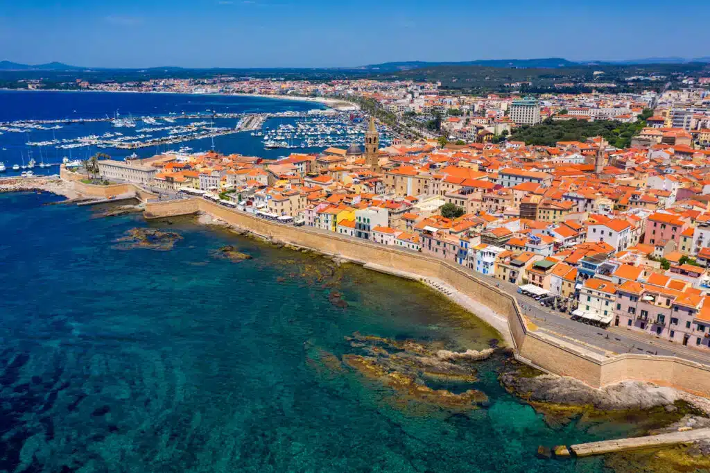 Alghero, uma das melhores regiões para ficar na Sardenha