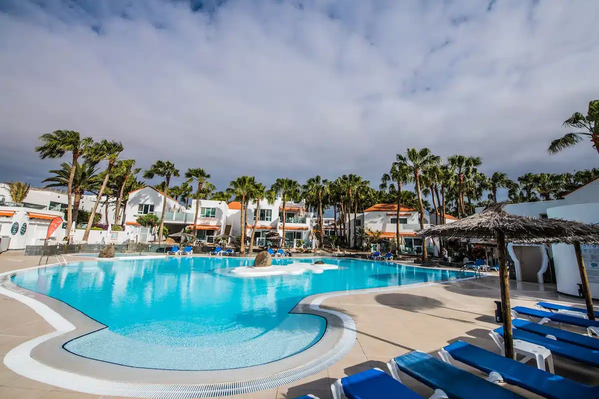 Bahía Calma Beach, hotel com bela piscina em Costa Calma
