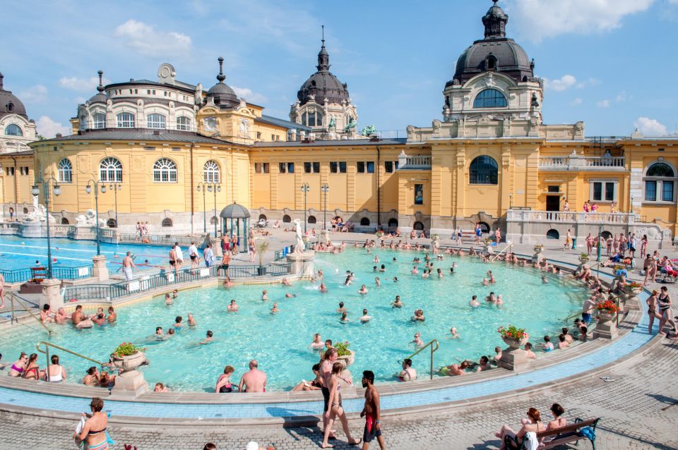Banho termal Széchenyi, a melhor experiência de spa em Budapeste