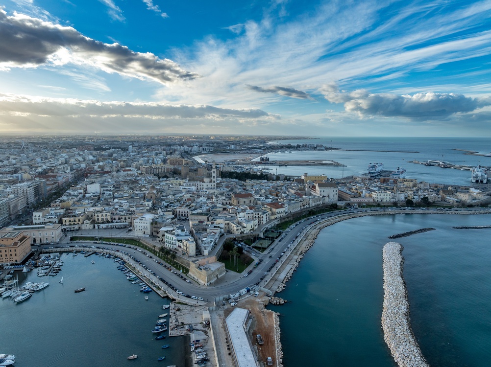 Bari Vecchia com a Basílica de São Nicolau, na Puglia