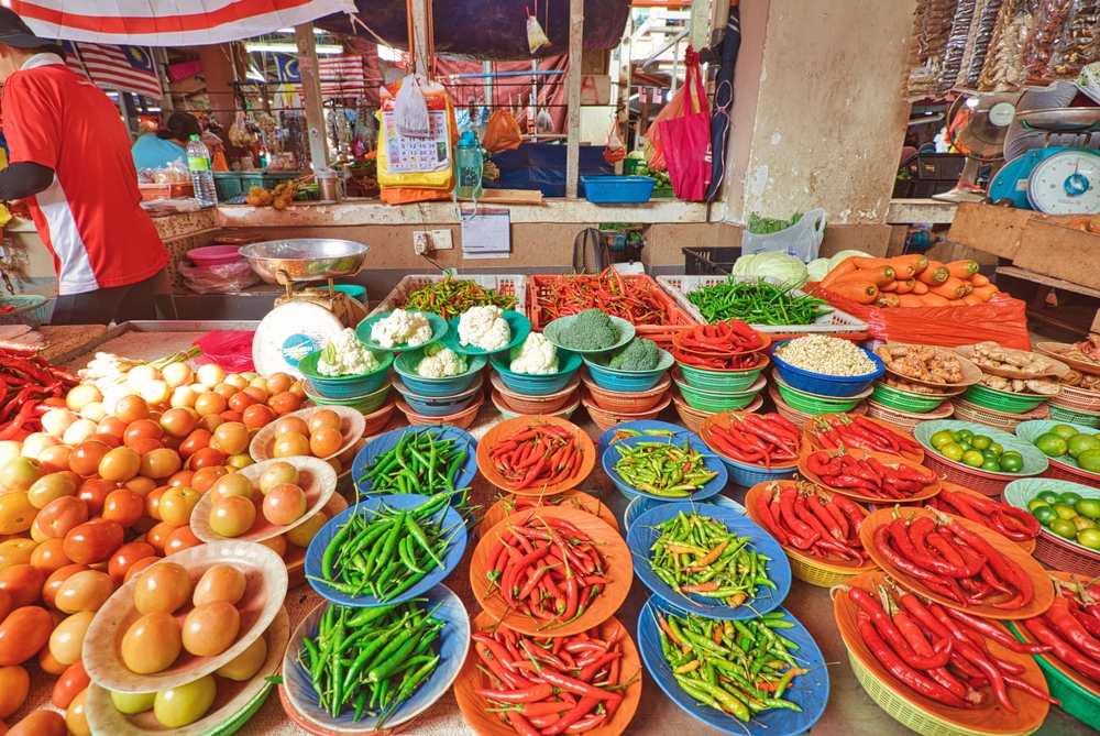 Barracas no Chow Kit Market, em Kuala Lumpur