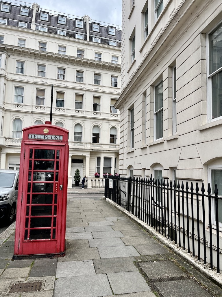 Cabine telefônica em Paddington