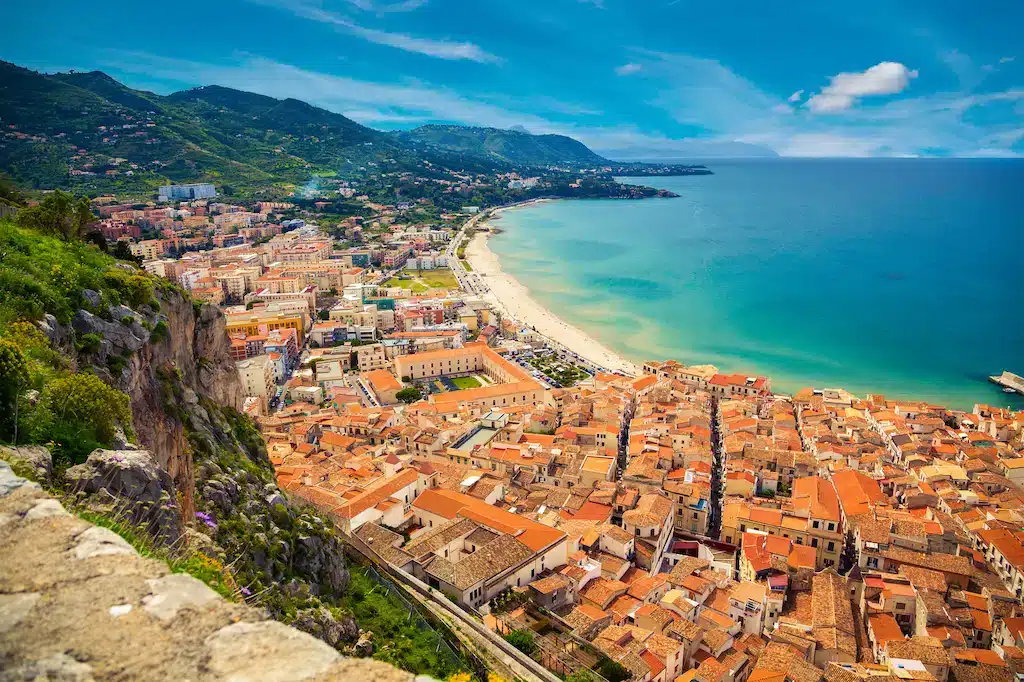 Cefalù, melhor região para famílias perto das praias