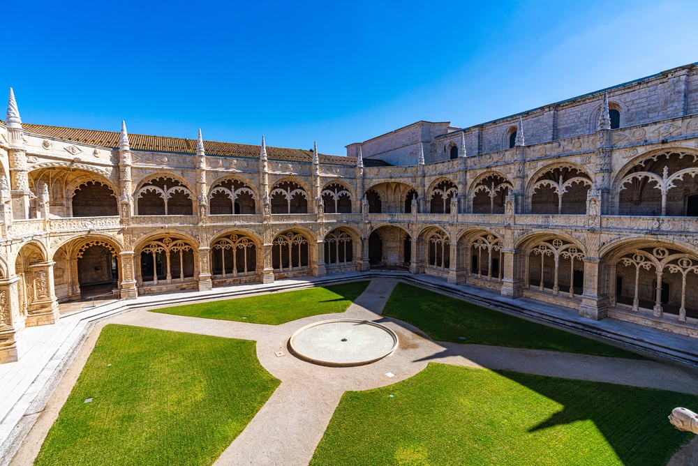 Claustro do Mosteiro dos Jerónimos em Belém, Lisboa