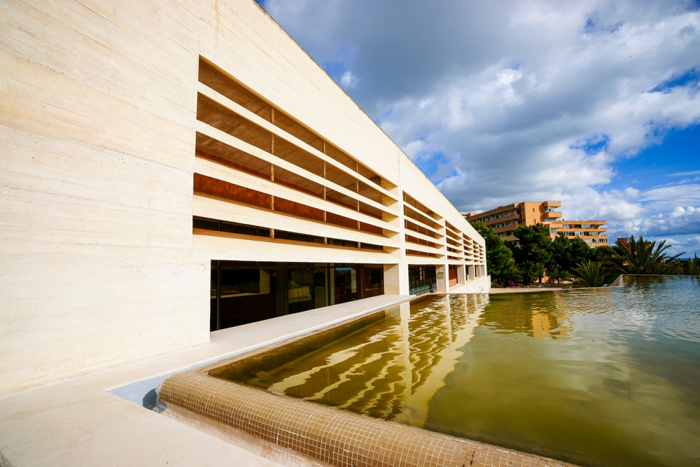 O edifício Moneo na Fundació Pilar i Joan Miró, em Palma