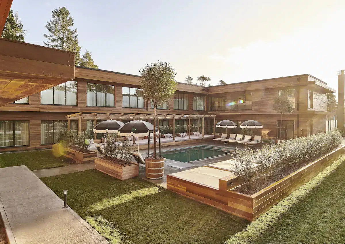Ellery Beach House, hotel com spa descolado perto de Estocolmo