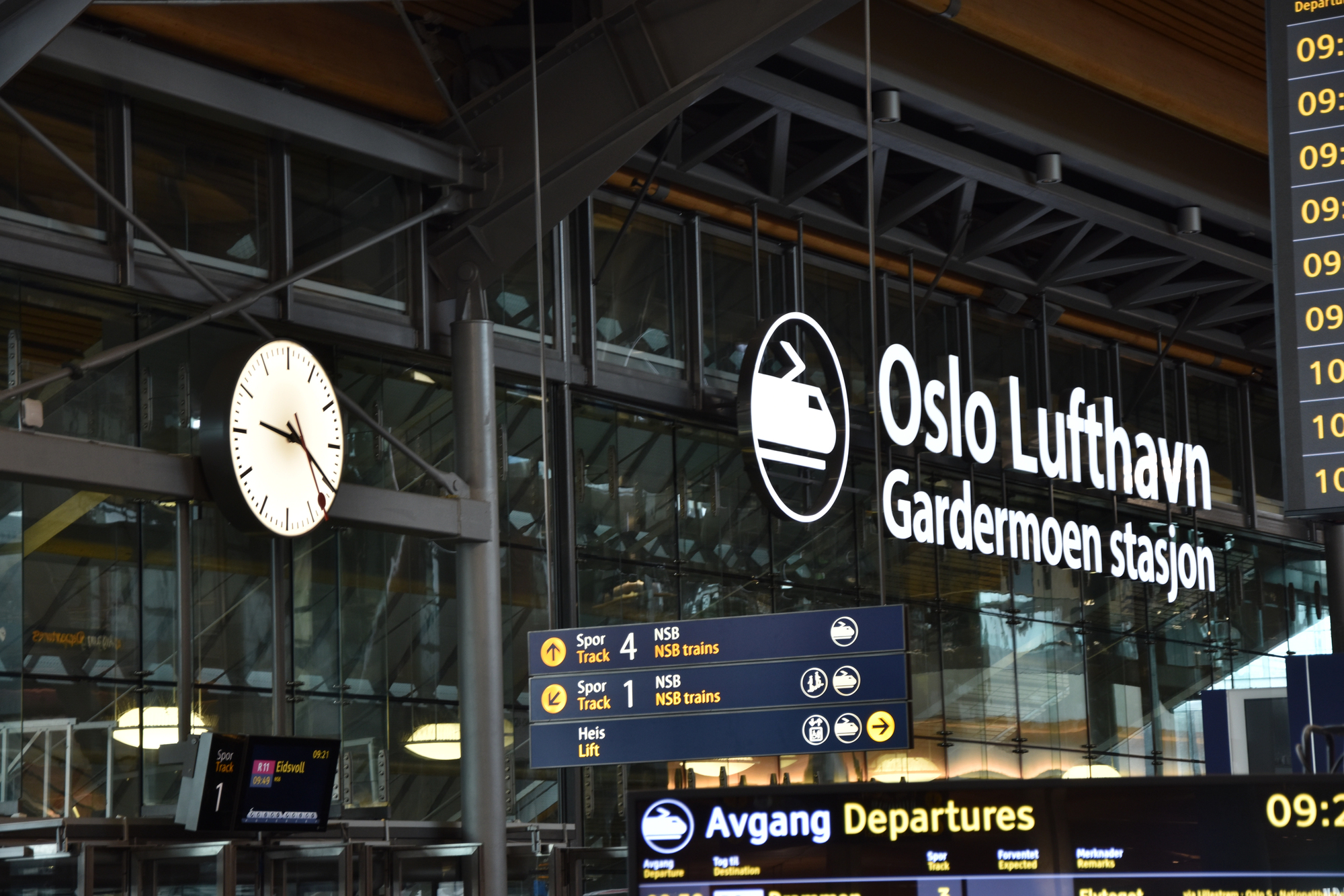 A estação ferroviária do aeroporto de Oslo Gardermoen