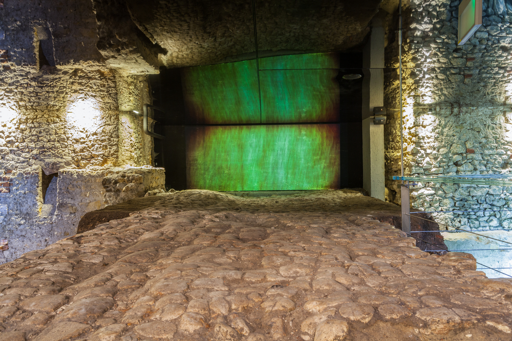 A exposição Rynek Underground sob a praça principal de Cracóvia