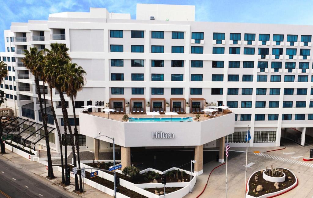 Hilton Santa Monica, hotel com bom custo-benefício