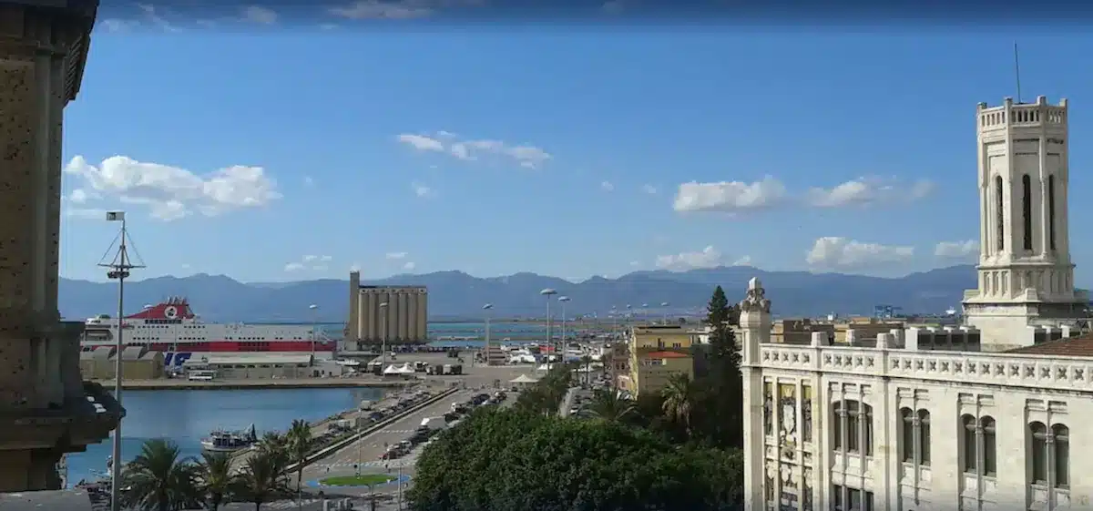 Hotel barato no centro de Cagliari