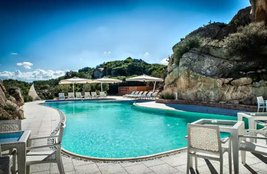 Hotel com piscina em La Maddalena