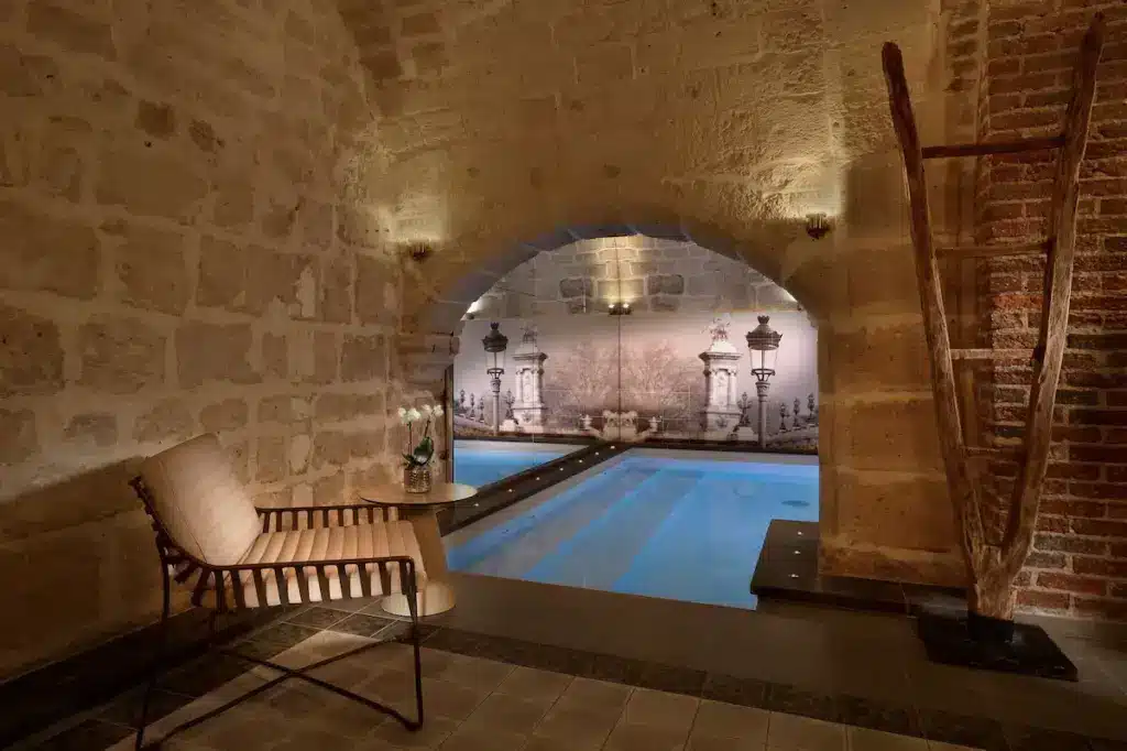 hotel com spa no Quartier Latin, Paris, hotel com piscina coberta