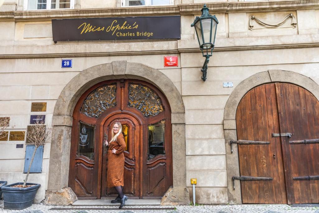 hotel miss sophies charles bridge em mala strana hotel miss sophies charles bridge em mala strana