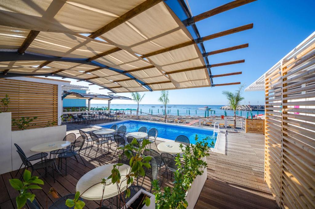 Hotel San Francesco, hotel pé na areia na Costa Amalfitana