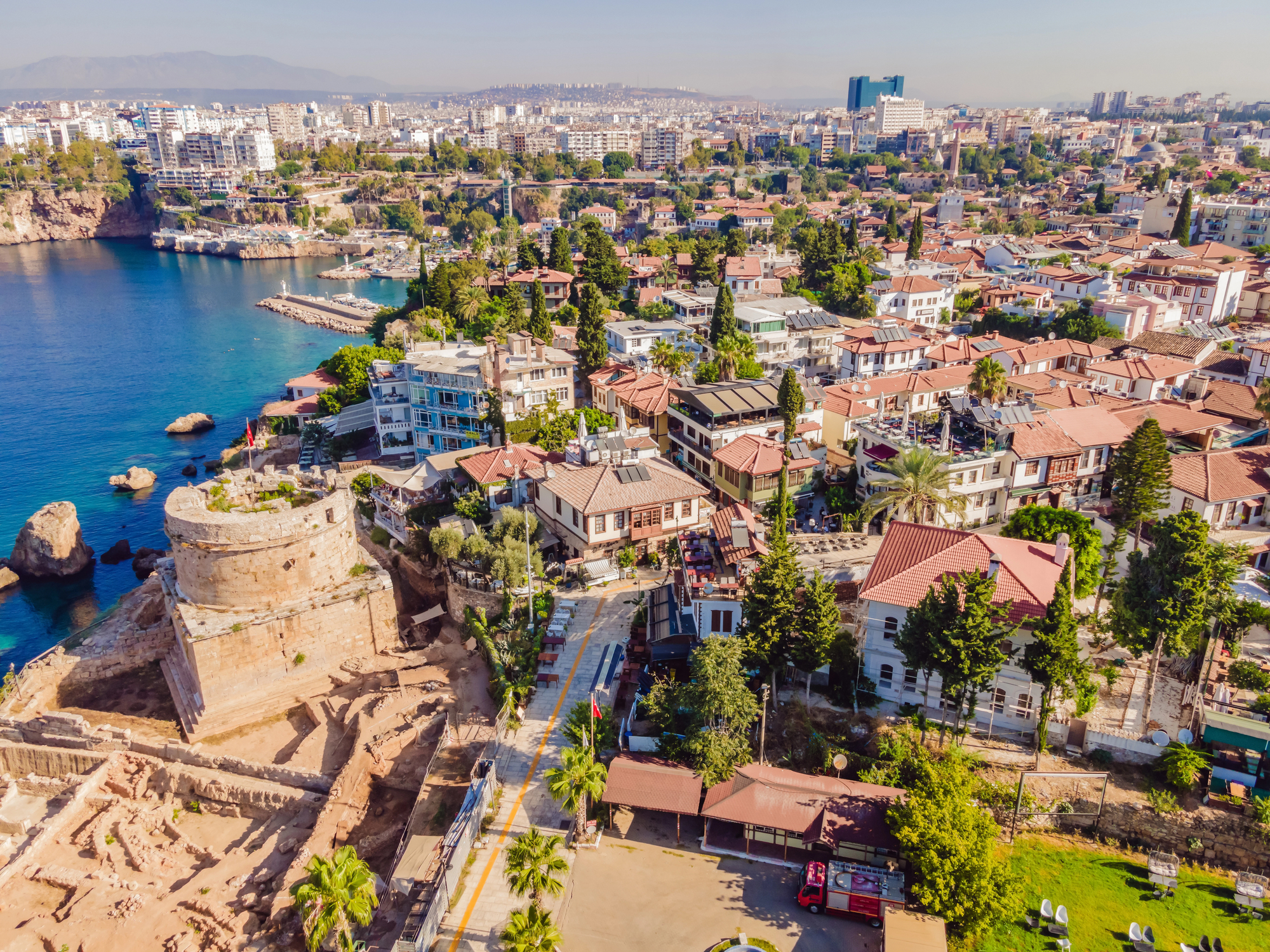 Kaleiçi e o porto antigo de Antalya