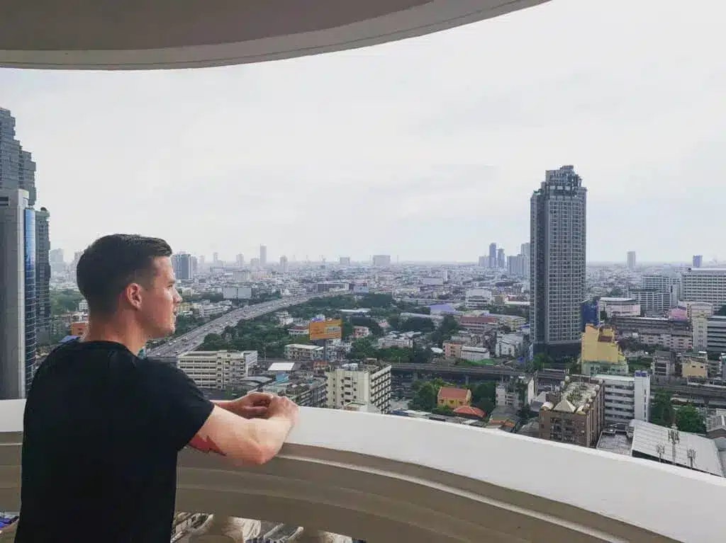 Kris, do Destination Well Known, no hotel Lebua em Bangkok