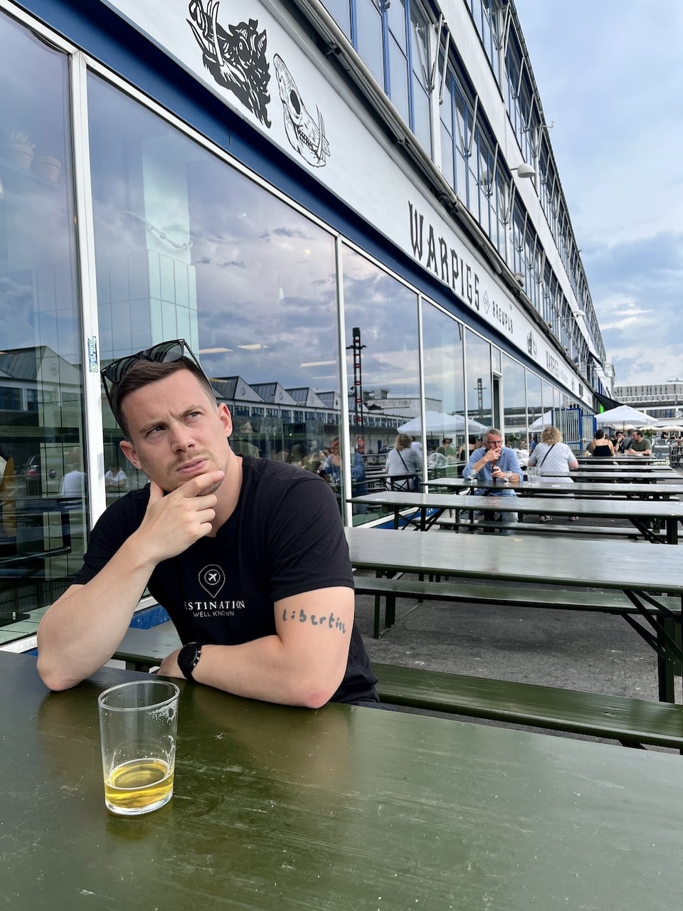 Kristoffer Føns, guia de viagem, em Vesterbro