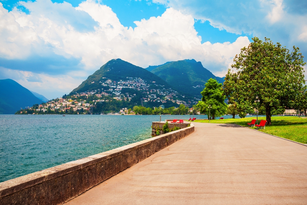 Lugano e o Lago de Lugano, no sul da Suíça