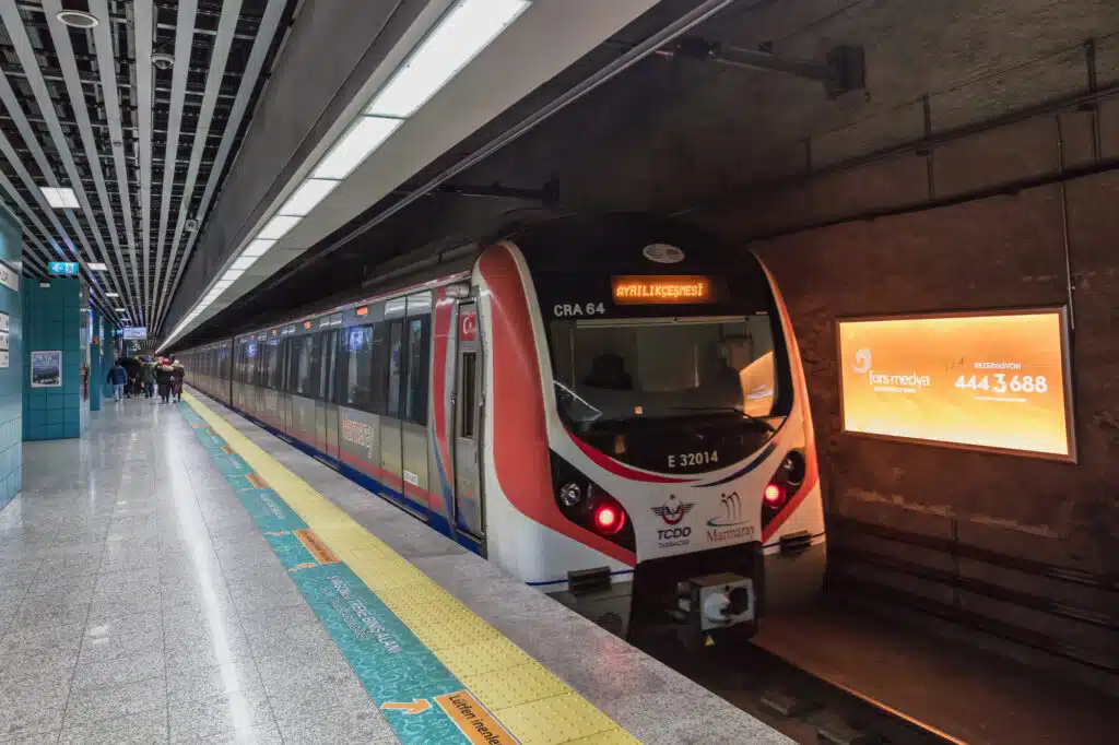 Metrô de Istambul
