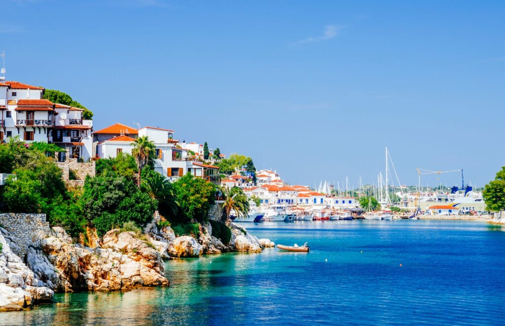 Onde ficar em Skiathos? As 5 melhores regiões para se hospedar