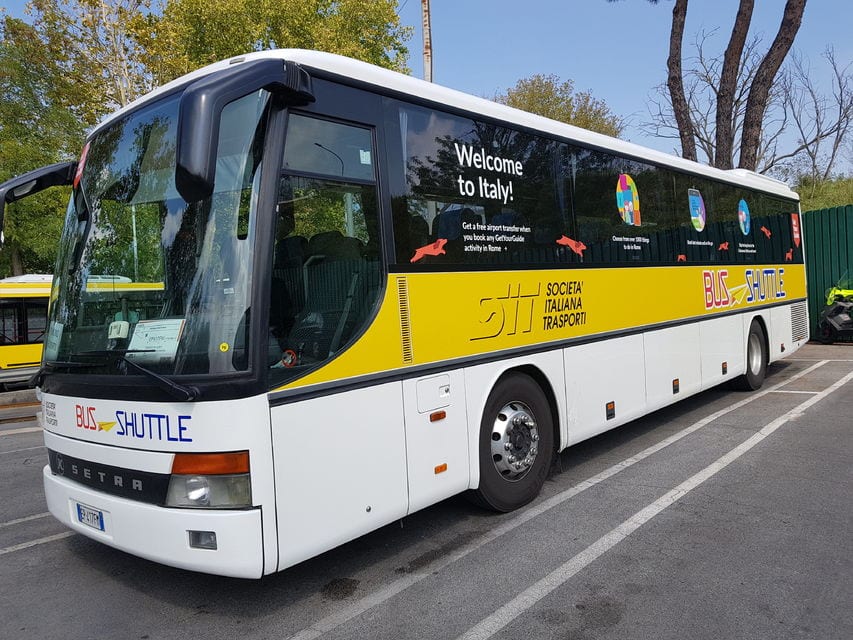 Ônibus do aeroporto de Ciampino para Roma