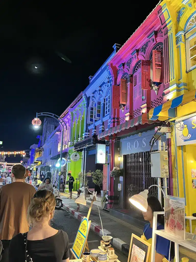 Phuket Old Town, fique em uma cidade de verdade em Phuket