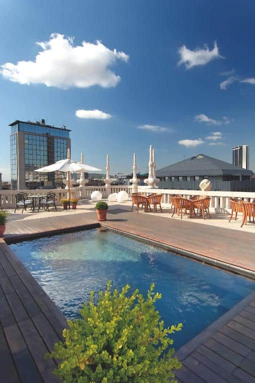 Piscina do hotel em Gràcia, Barcelona