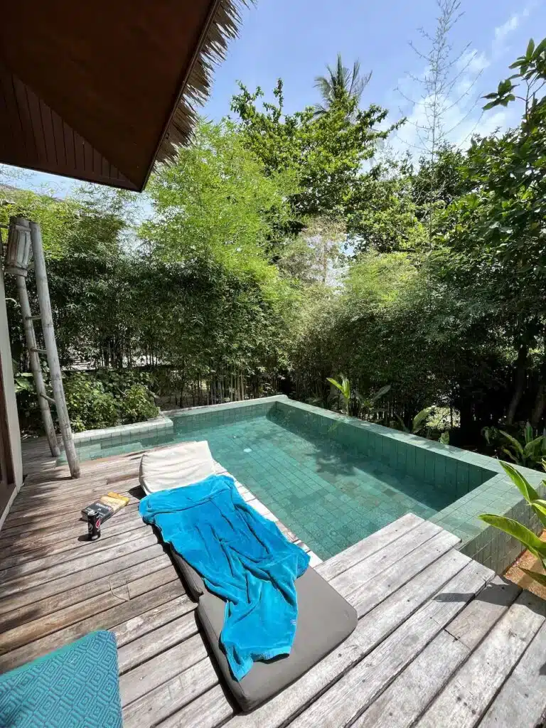 piscina privativa do Sea Dance Samui