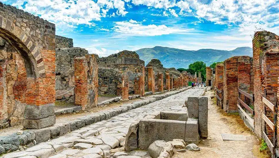 Pompeia, fácil de chegar a partir de Nápoles