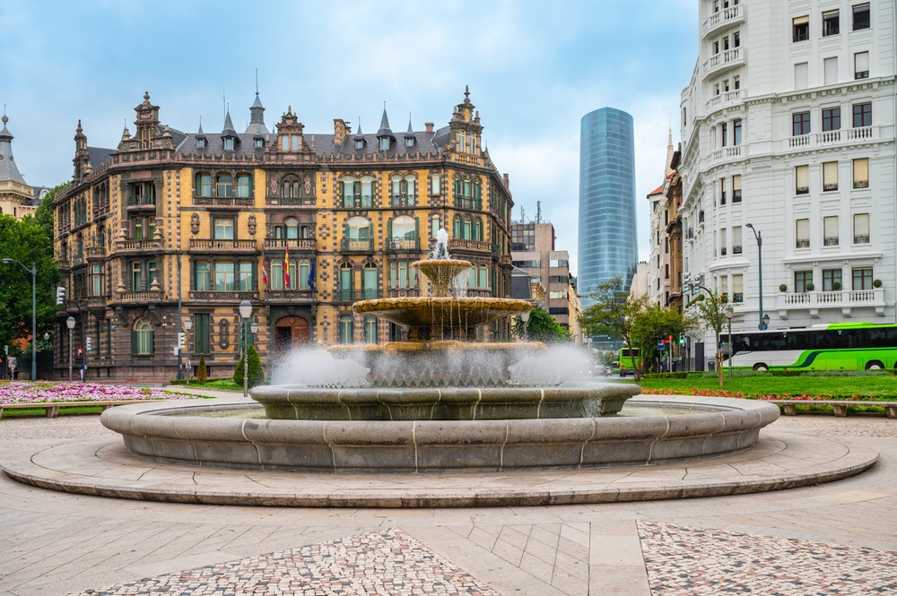 A fonte da Plaza Moyua, em Abando, Bilbao