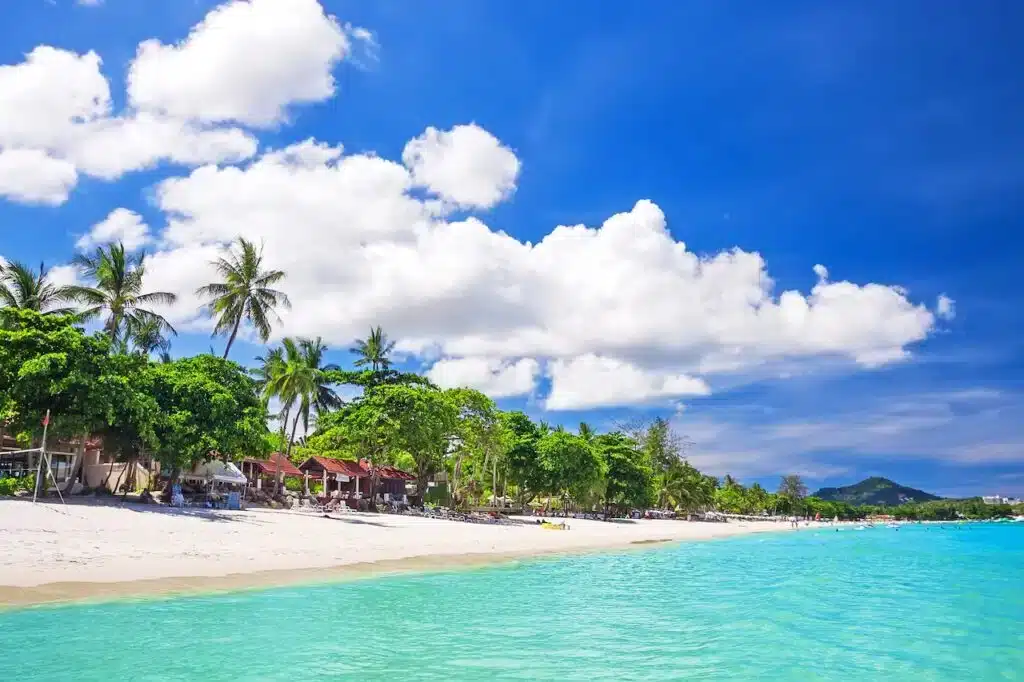 Praia de Chaweng em Koh Samui