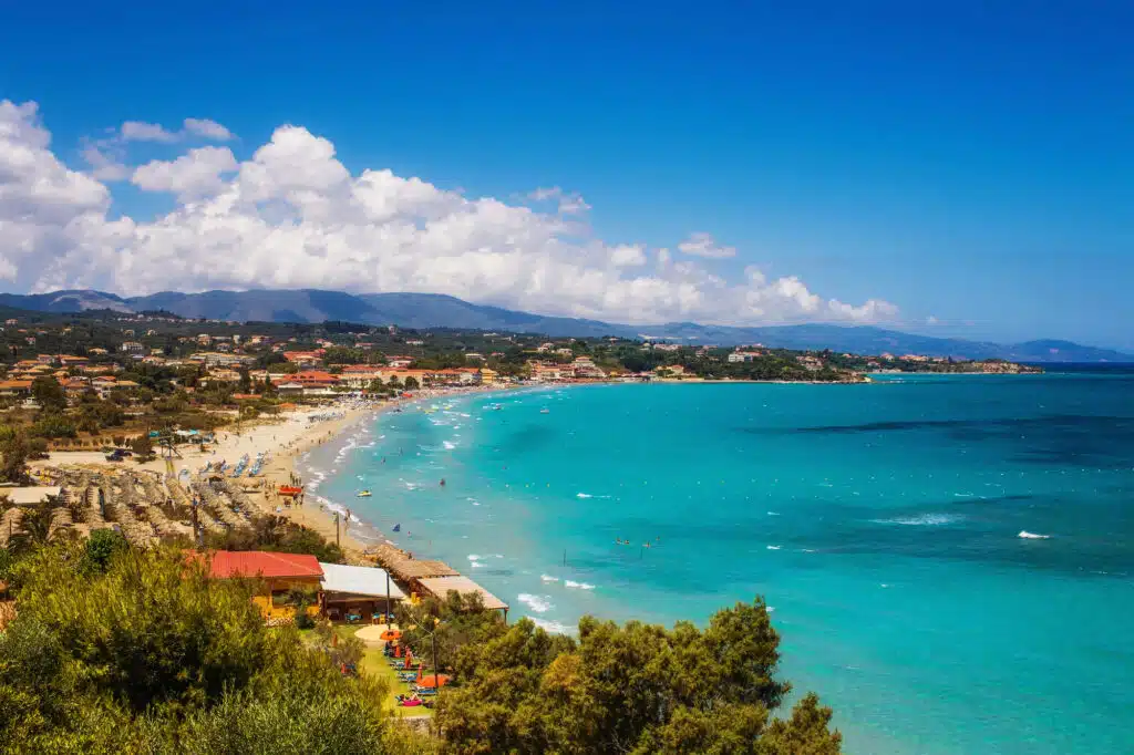 Praia de Tsilivi, melhor região para famílias se hospedarem