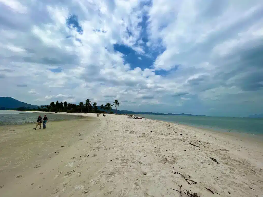 Praia em Koh Yao Yai