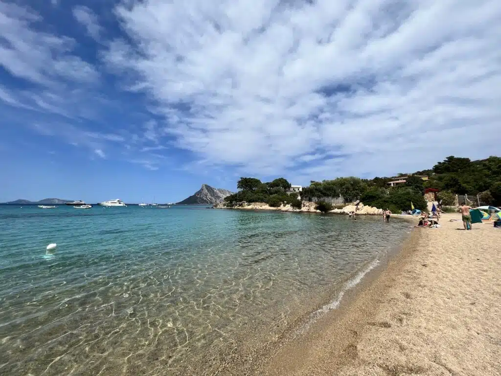 Praia perto de Olbia