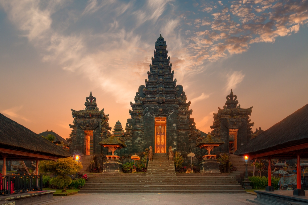 Pura Besakih nas encostas do Monte Agung
