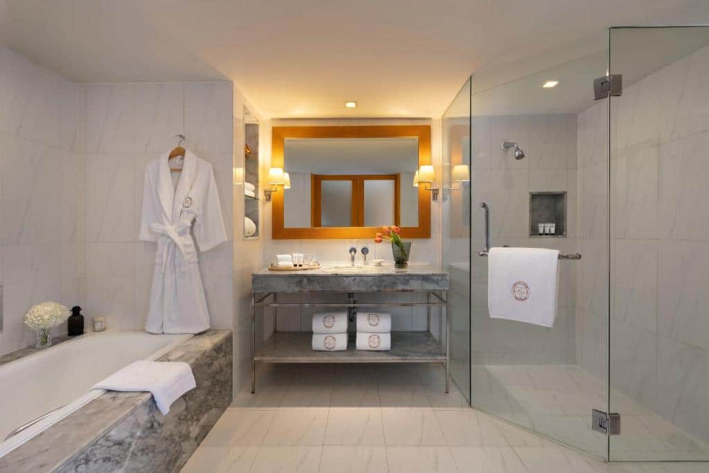 Quarto do lebua at State Tower