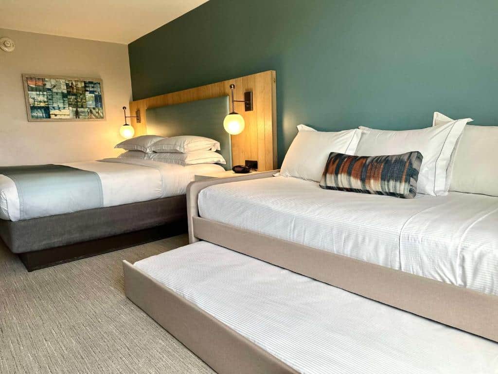 Quarto do SunCoast Hotel Anaheim