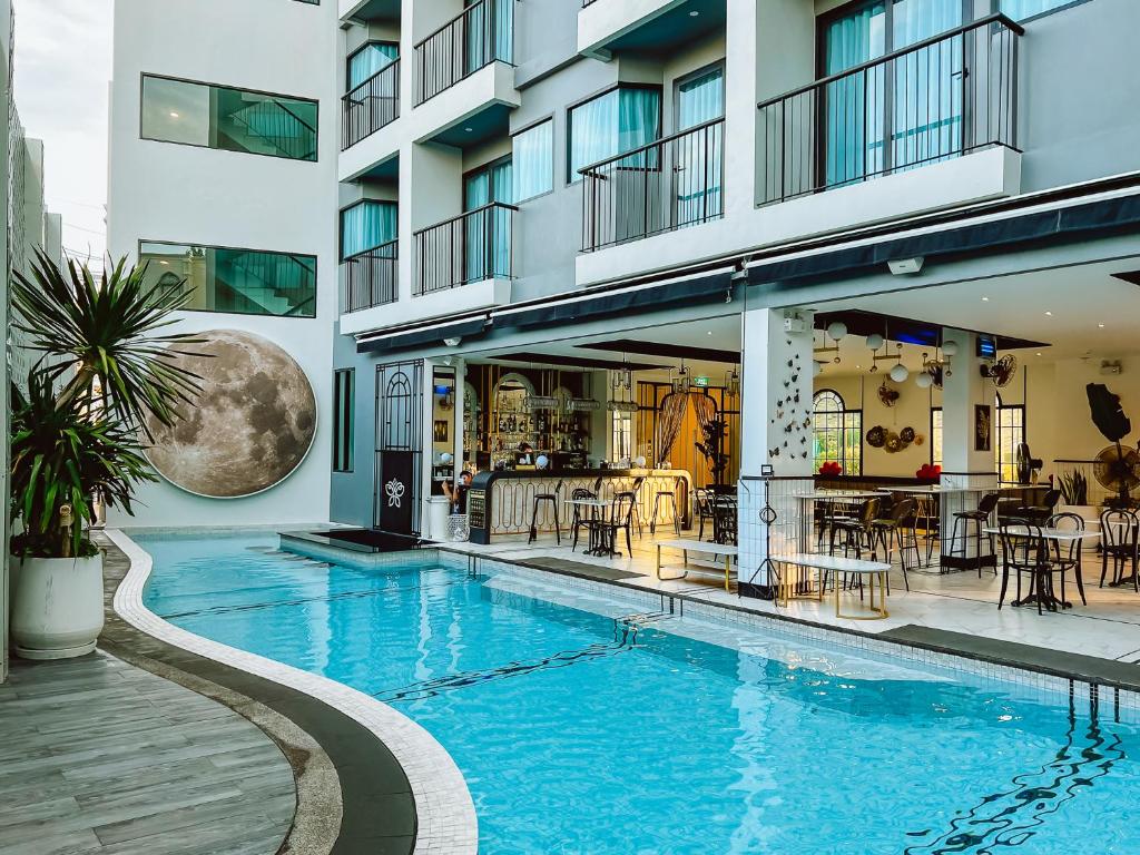 Ratri Hotel em Phuket Old Town