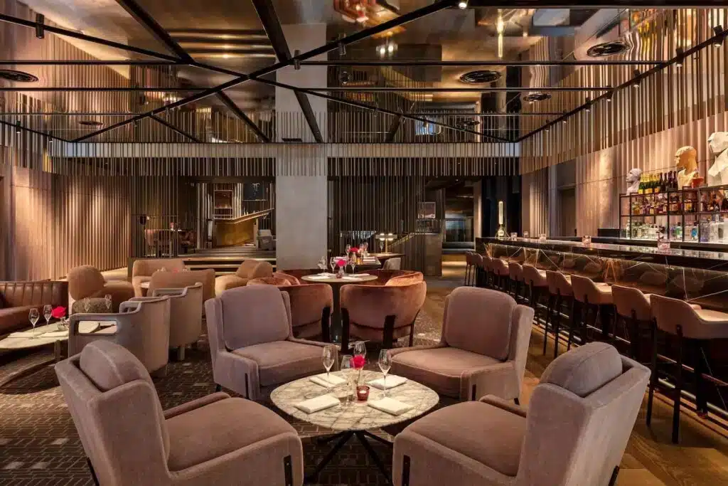 restaurante do hotel The Londoner