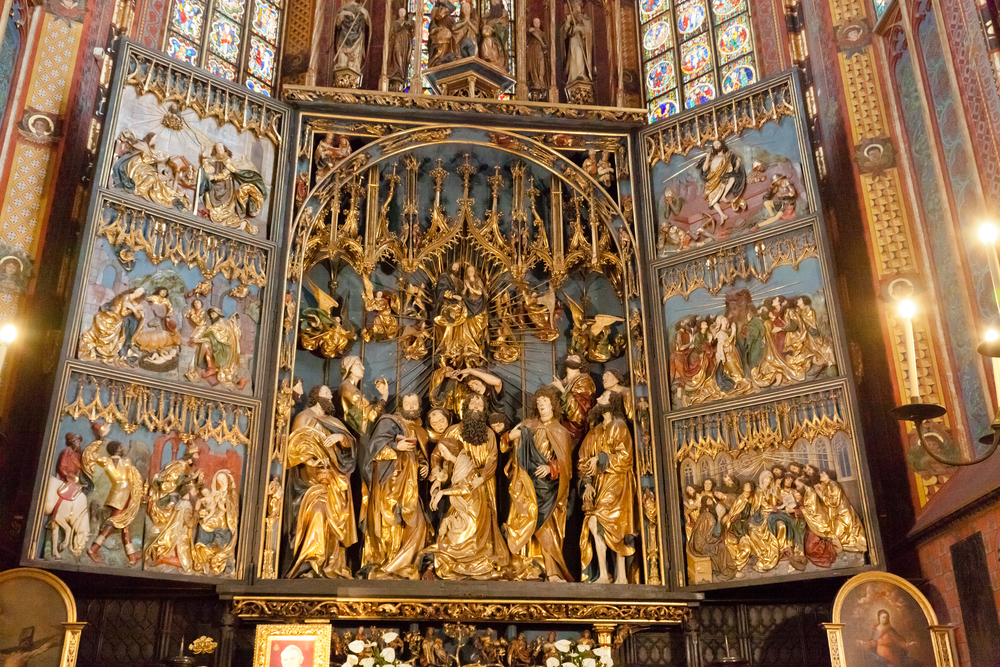 O retábulo de Veit Stoss na Basílica de Santa Maria, em Cracóvia