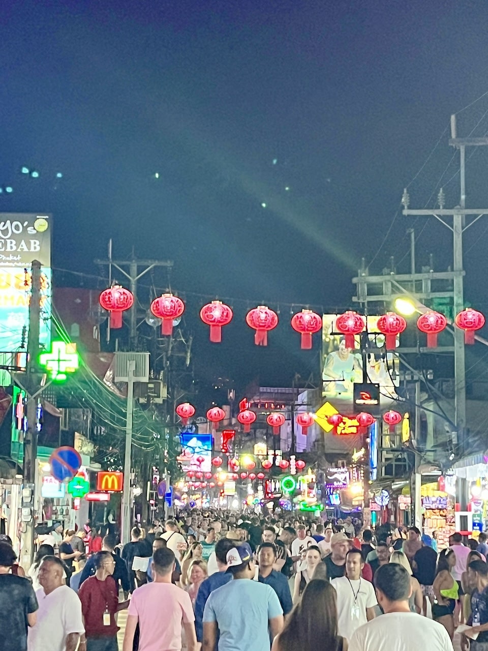 Rua de pedestres em Patong