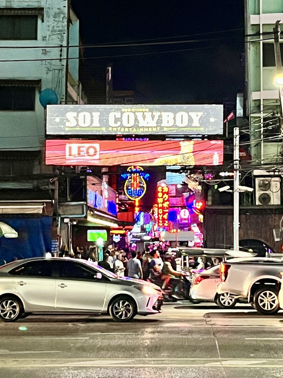 Soi Cowboy, uma das regiões para evitar em Bangkok