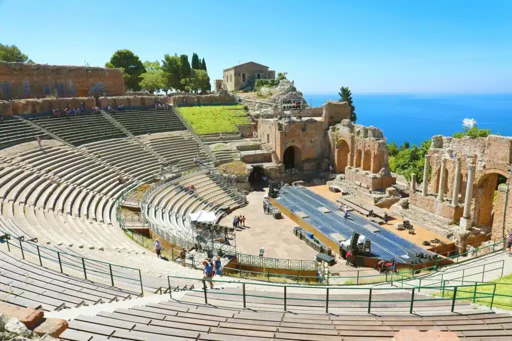 Taormina tem muito o que fazer, este é o teatro grego