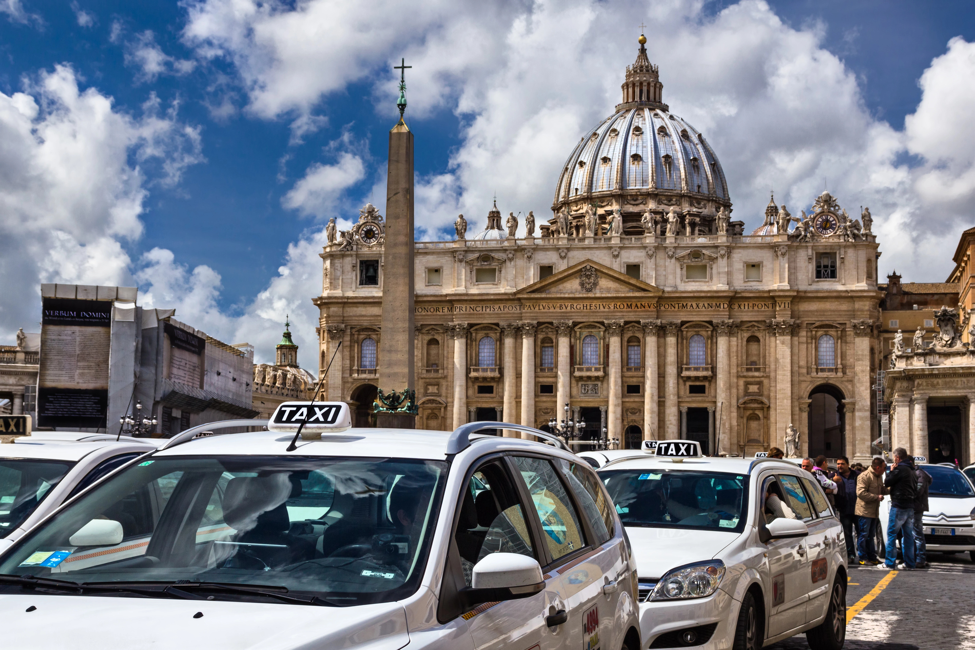 Um táxi em Roma