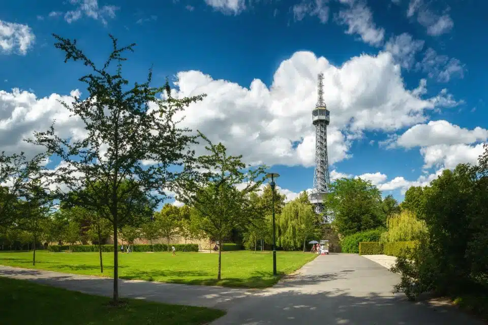Torre de Petřín em Praga