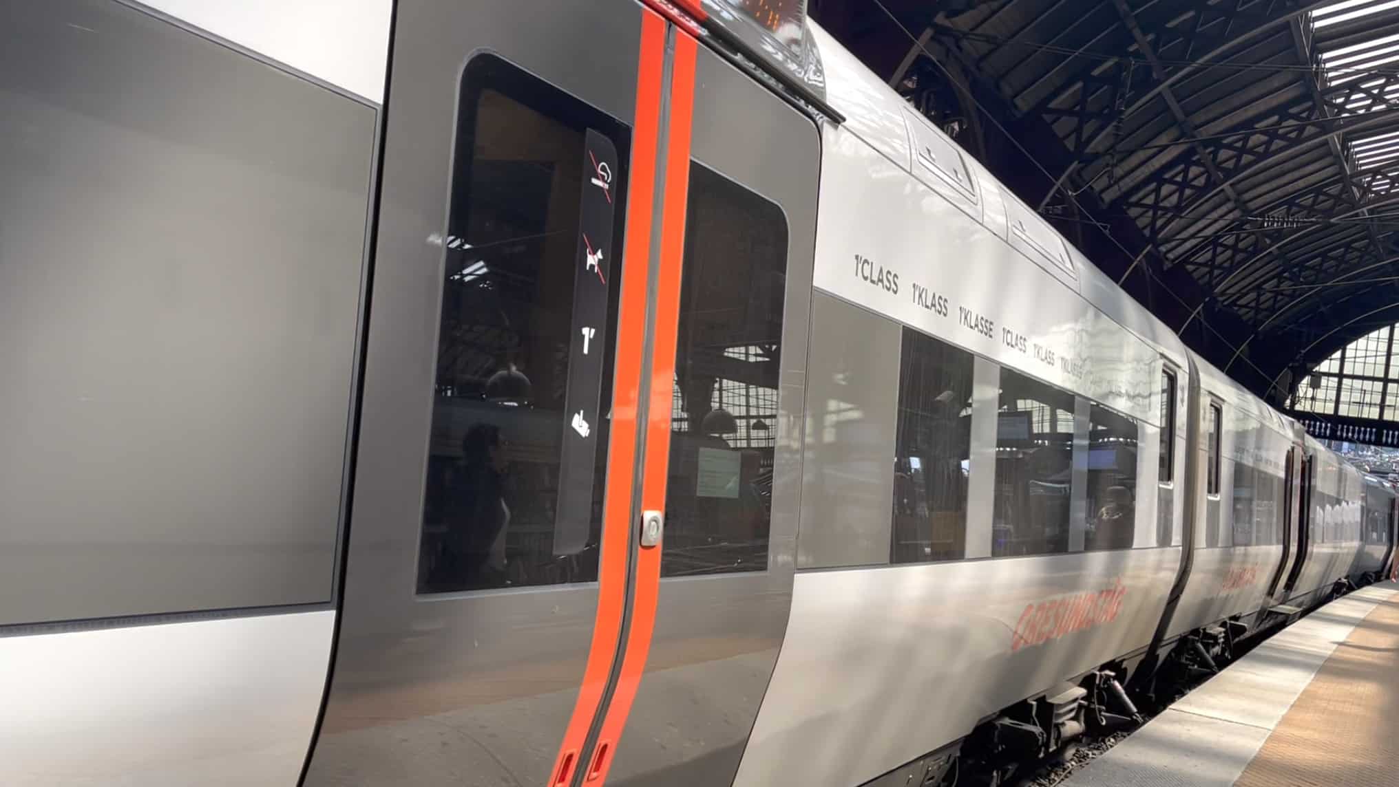 Trem do Aeroporto de Copenhague para a estação central