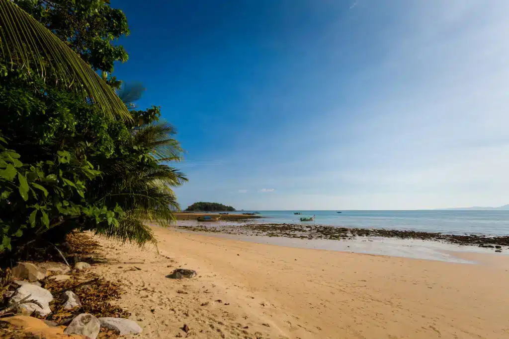 Tubkaek Beach, a melhor região de Krabi para casais