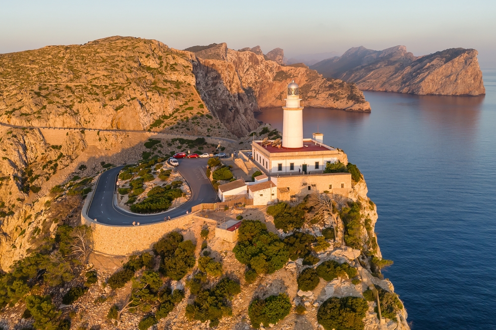 Vista aérea do farol do Cabo de Formentor, em Maiorca